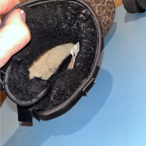 UGG Mini Bailey Bow Black Spot Leopard Sparkle Glitter Women’s Ankle Boots - Picture 2 of 6